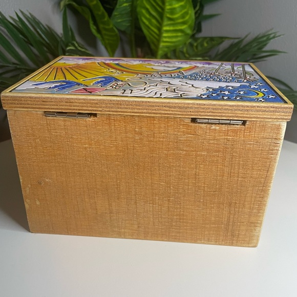 Primitives by Kathy 🌈 Rainbow, Nature Prayer Box - Picture 4 of 8